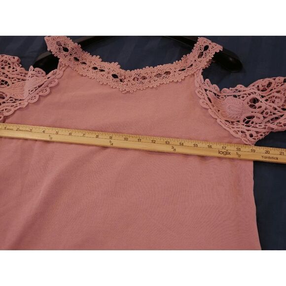 Lucklisa Pink Lace-Accent V-Neck Three-Quarter Sleeve Top S - Picture 5 of 9